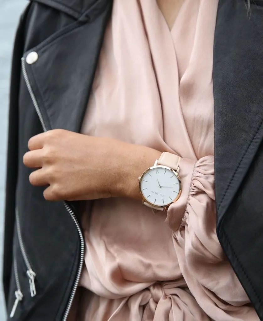 woman looking at the clock